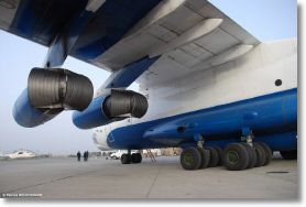 Candid IL-76TD SilkWay-Douchanbe-16mars2008-DSC_0049.jpg